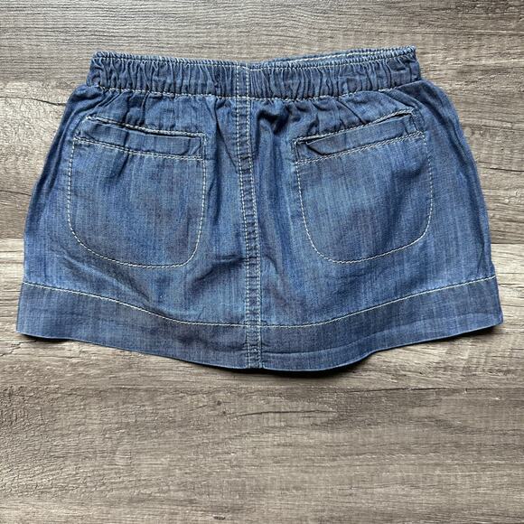 babyGap Chambray Skirt with Attached Bloomers - Picture 2 of 4